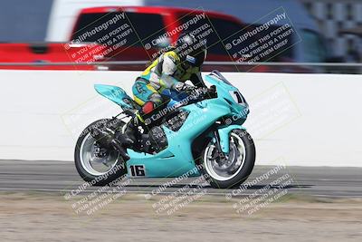 media/Oct-05-2025-CVMA (Sun) [[beeef4f201]]/Race 2-Supersport Middleweight/